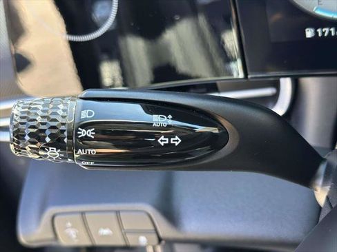 Used 2023 Hyundai Elantra SEL w/ Convenience Package image 27