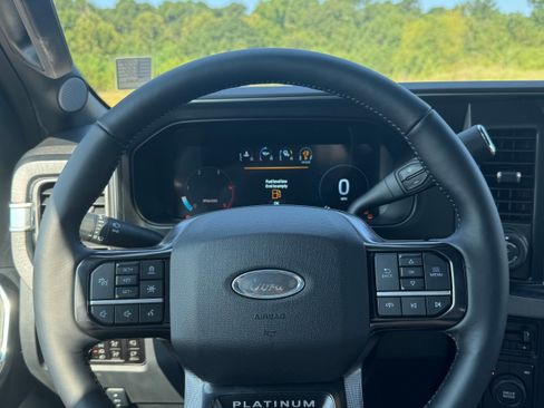 New 2025 Ford F350 Platinum image 39