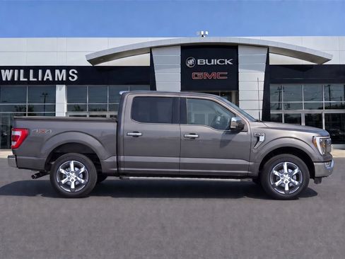 Used 2022 Ford F150 Lariat w/ Equipment Group 502A High AWD/4WD image 8