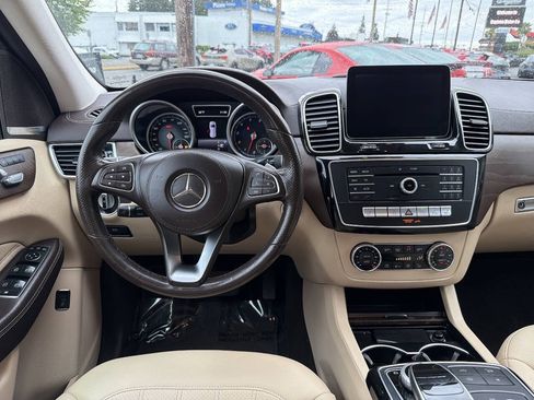Used 2017 Mercedes-Benz GLS 450 4MATIC w/ Premium Package image 30