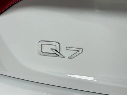 Used 2013 Audi Q7 3.0T S line Prestige w/ S Line Pkg image 12