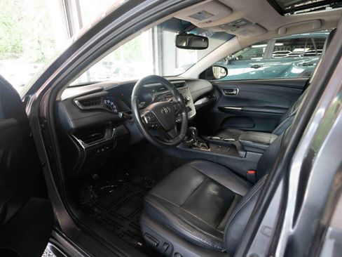 Used 2016 Toyota Avalon Touring FWD image 8