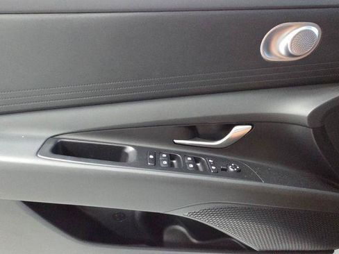 New 2026 Hyundai Elantra SE FWD image 26