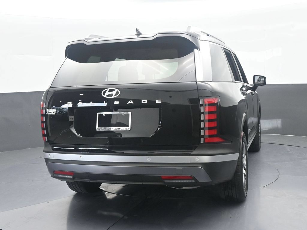 Used 2026 Hyundai Palisade SEL FWD image 5