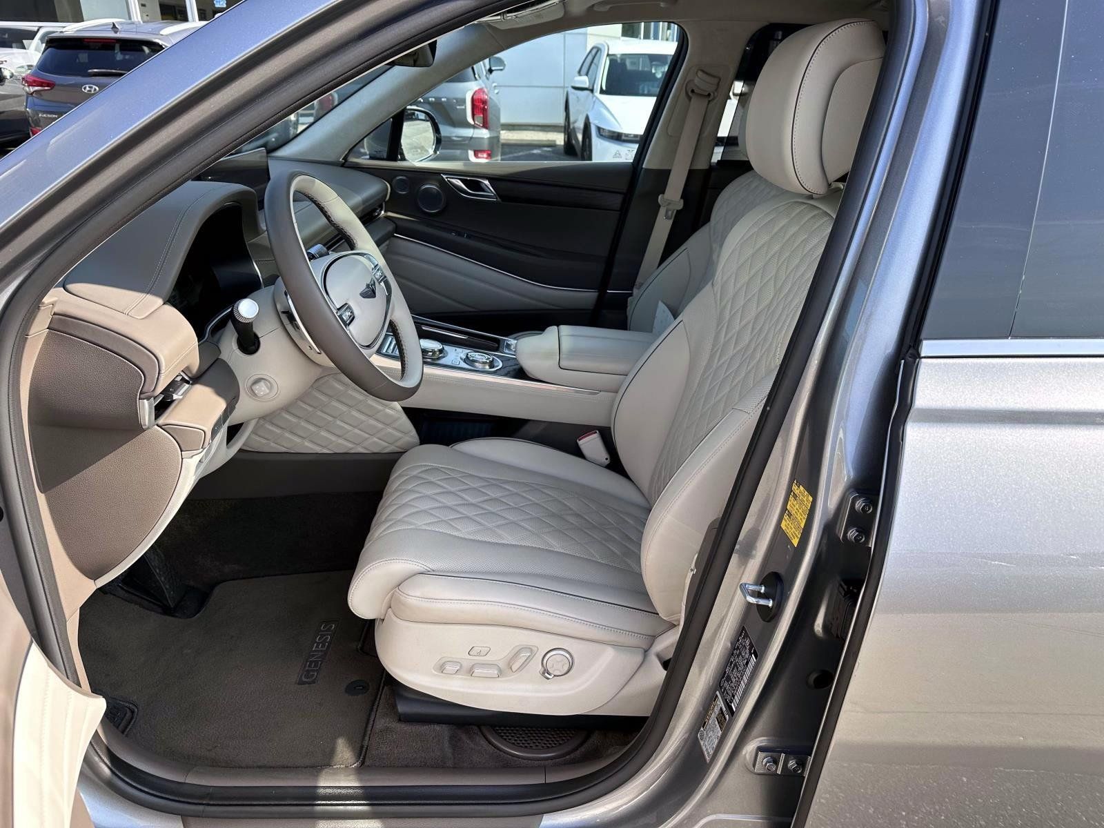 Used 2024 Genesis GV80 3.5T AWD/4WD image 12
