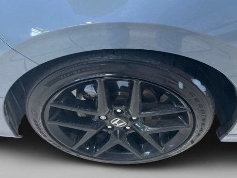 Used 2023 Honda Civic Sport image 8
