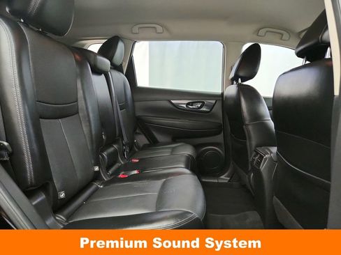 Used 2018 Nissan Rogue SL FWD image 28