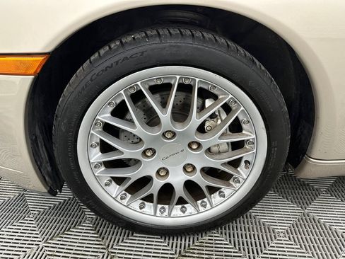 Used 2000 Porsche 911 Carrera 4 AWD/4WD image 11