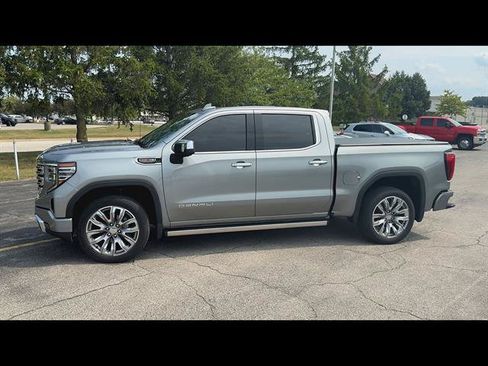 Used 2023 GMC Sierra 1500 Denali AWD/4WD image 33