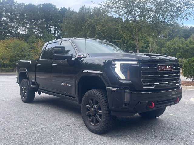 Used 2024 GMC Sierra 2500 AT4 w/ AT4 Premium Plus Package AWD/4WD image 3