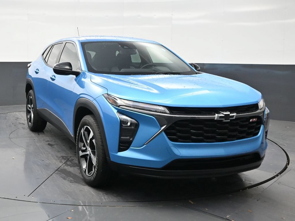 Used 2025 Chevrolet Trax RS FWD image 7