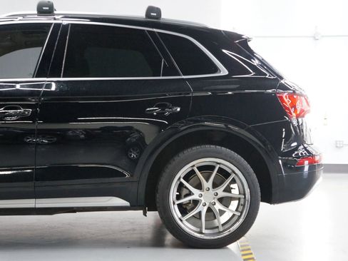 Used 2018 Audi Q5 2.0T Premium Plus w/ Premium Plus Package image 33