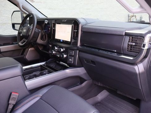 Used 2025 Ford F250 Lariat w/ Tremor Off-Road Package image 39