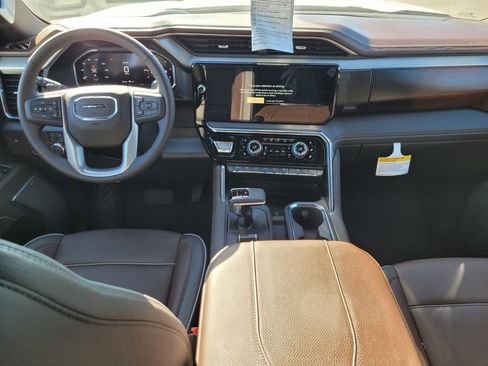New 2026 GMC Sierra 1500 Denali w/ Denali Reserve Package image 10