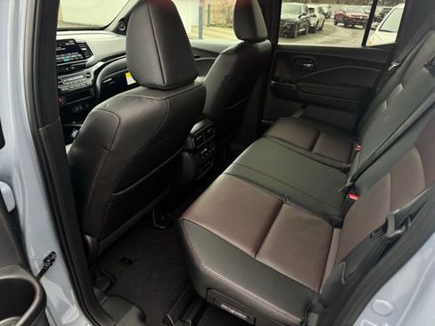 New 2026 Honda Ridgeline Black Edition image 18