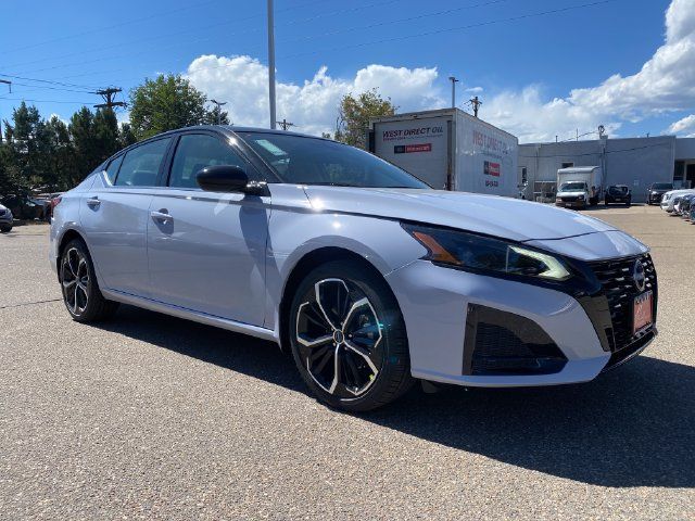 New 2026 Nissan Altima 2.5 SR AWD/4WD image 7
