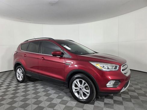 Used 2018 Ford Escape SEL w/ Ford Safe & Smart Package image 2