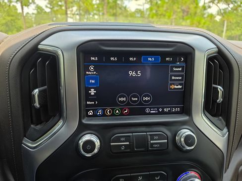 Used 2021 GMC Sierra 2500 SLT AWD/4WD image 30