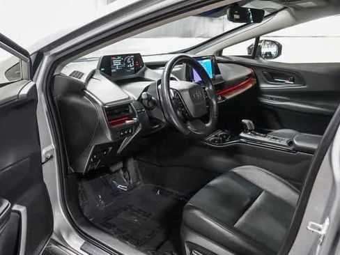 Certified 2023 Toyota Prius Prime image 19