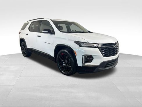 Used 2023 Chevrolet Traverse Premier w/ Redline Edition AWD/4WD image 8