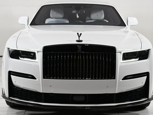 Used 2023 Rolls-Royce Ghost Black Badge w/ Black Badge Ghost Package image 81