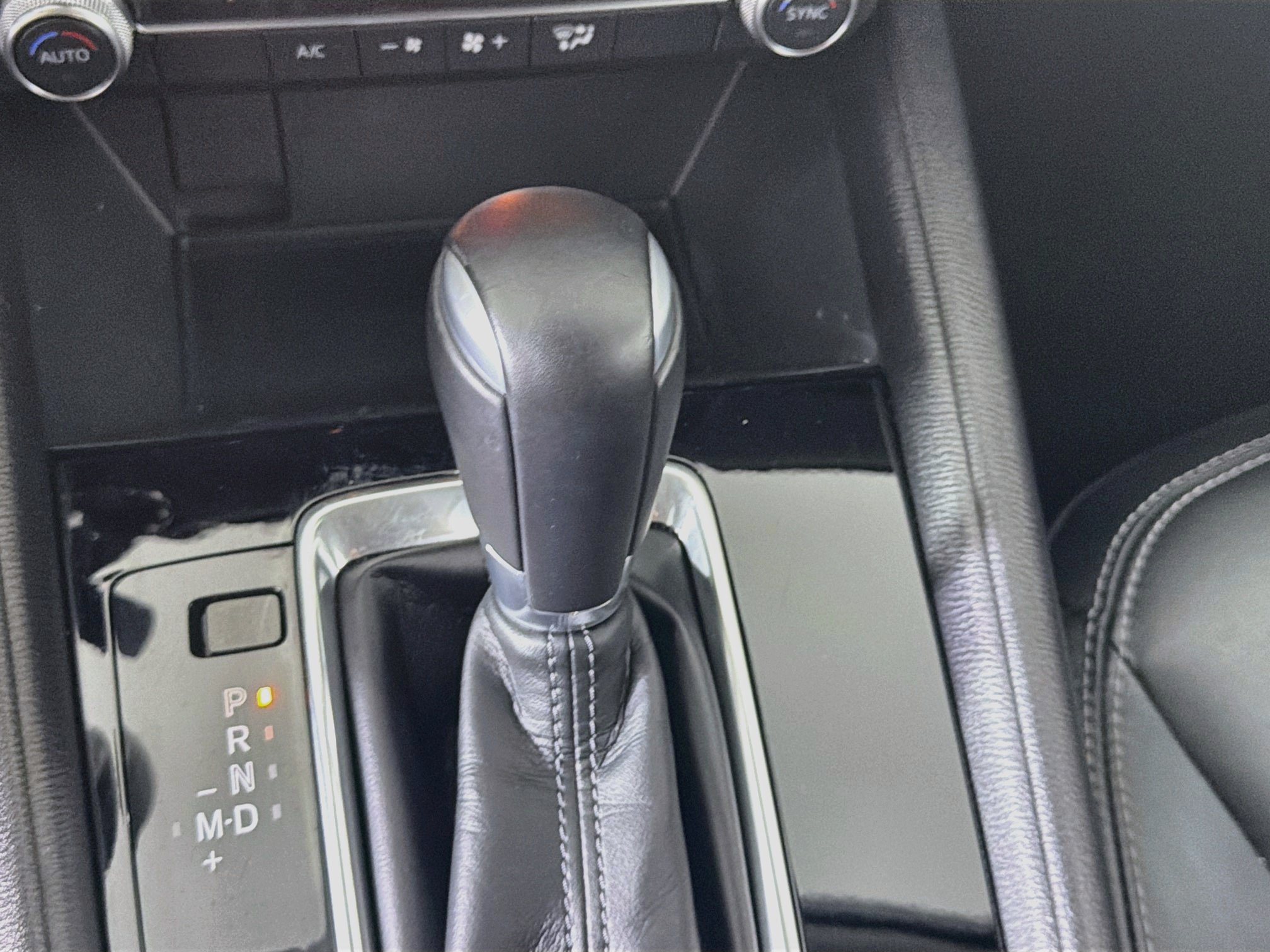 Used 2025 MAZDA CX-5 AWD 2.5 S w/ Preferred Package image 23