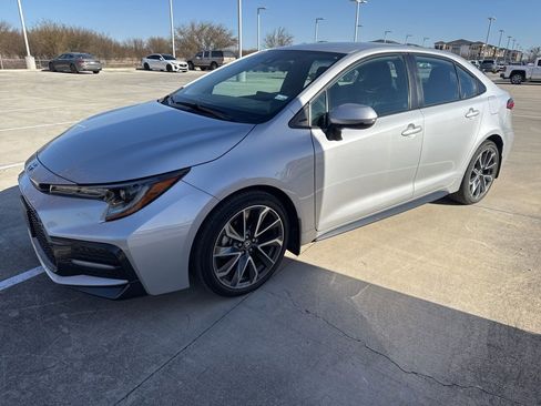 Used 2021 Toyota Corolla SE w/ Carpet Mat Package (TMS) image 7