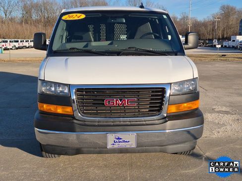 Certified 2024 GMC Savana 2500 Work Van w/ Driver Convenience Package image 2