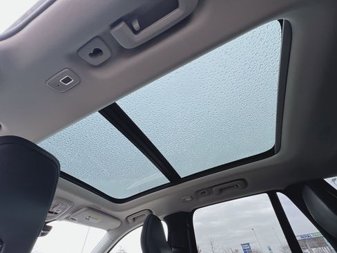 Used 2024 Volvo XC90 B5 Plus w/ Protection Package image 24