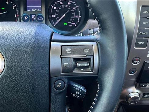 Used 2014 Lexus GX 460 w/ Premium Package image 21