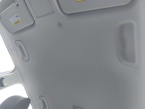 Used 2022 Hyundai Venue SE image 31