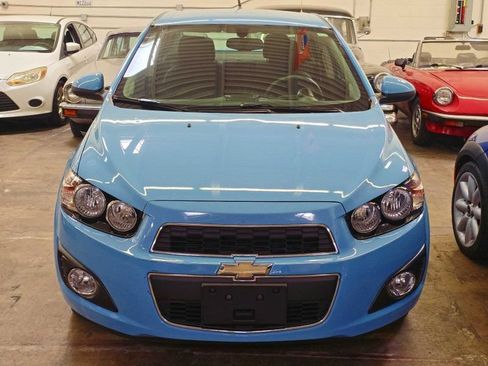 Used 2014 Chevrolet Sonic LT w/ Wheels and Fog Lamp Package FWD image 2