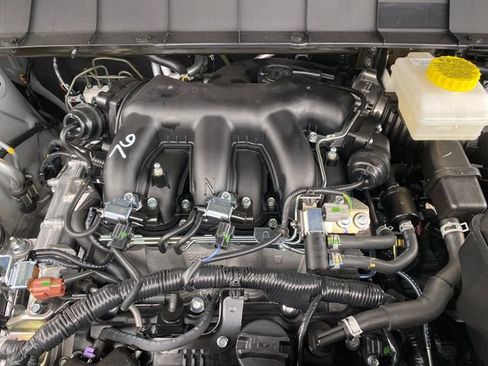 New 2026 Nissan Pathfinder Platinum AWD/4WD image 28