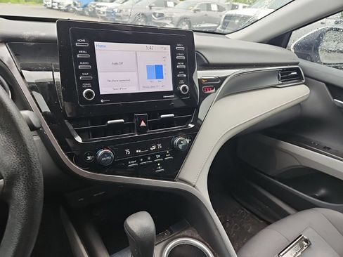 Used 2023 Toyota Camry LE w/ Convenience Package FWD image 19