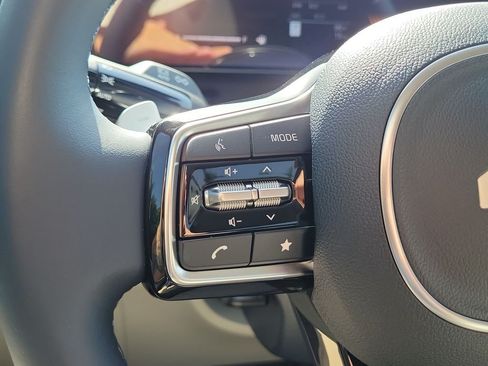 New 2026 Kia Carnival EX FWD image 26