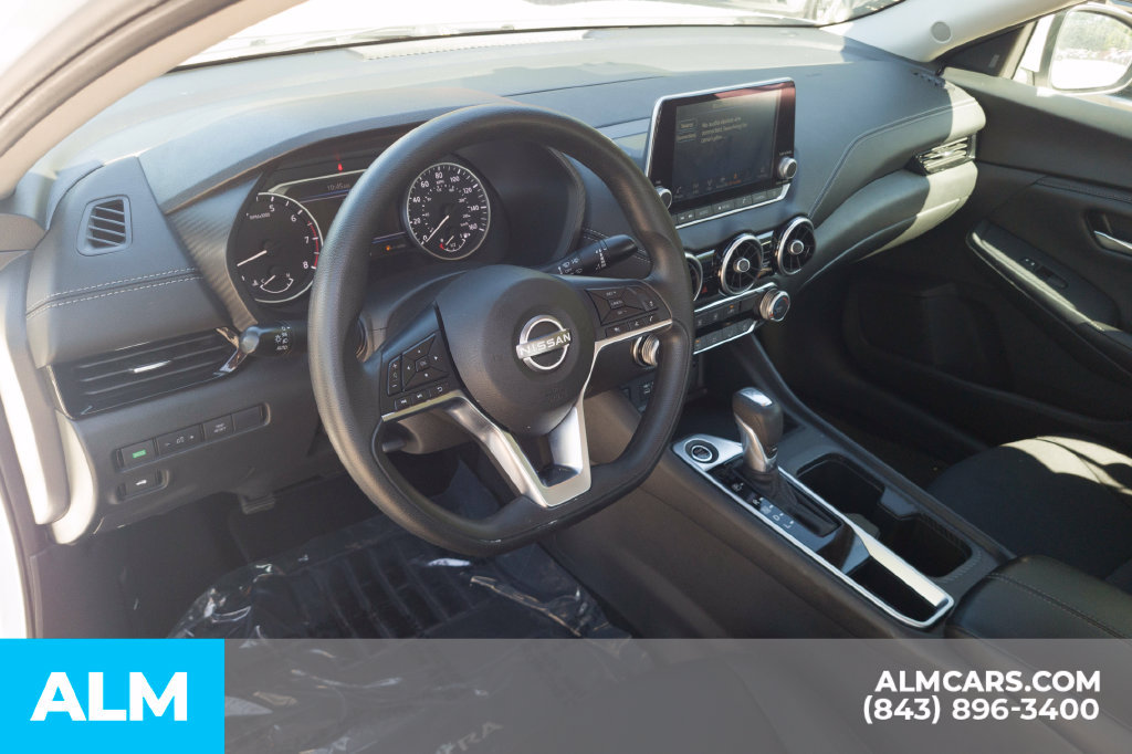 Used 2024 Nissan Sentra SV FWD image 14