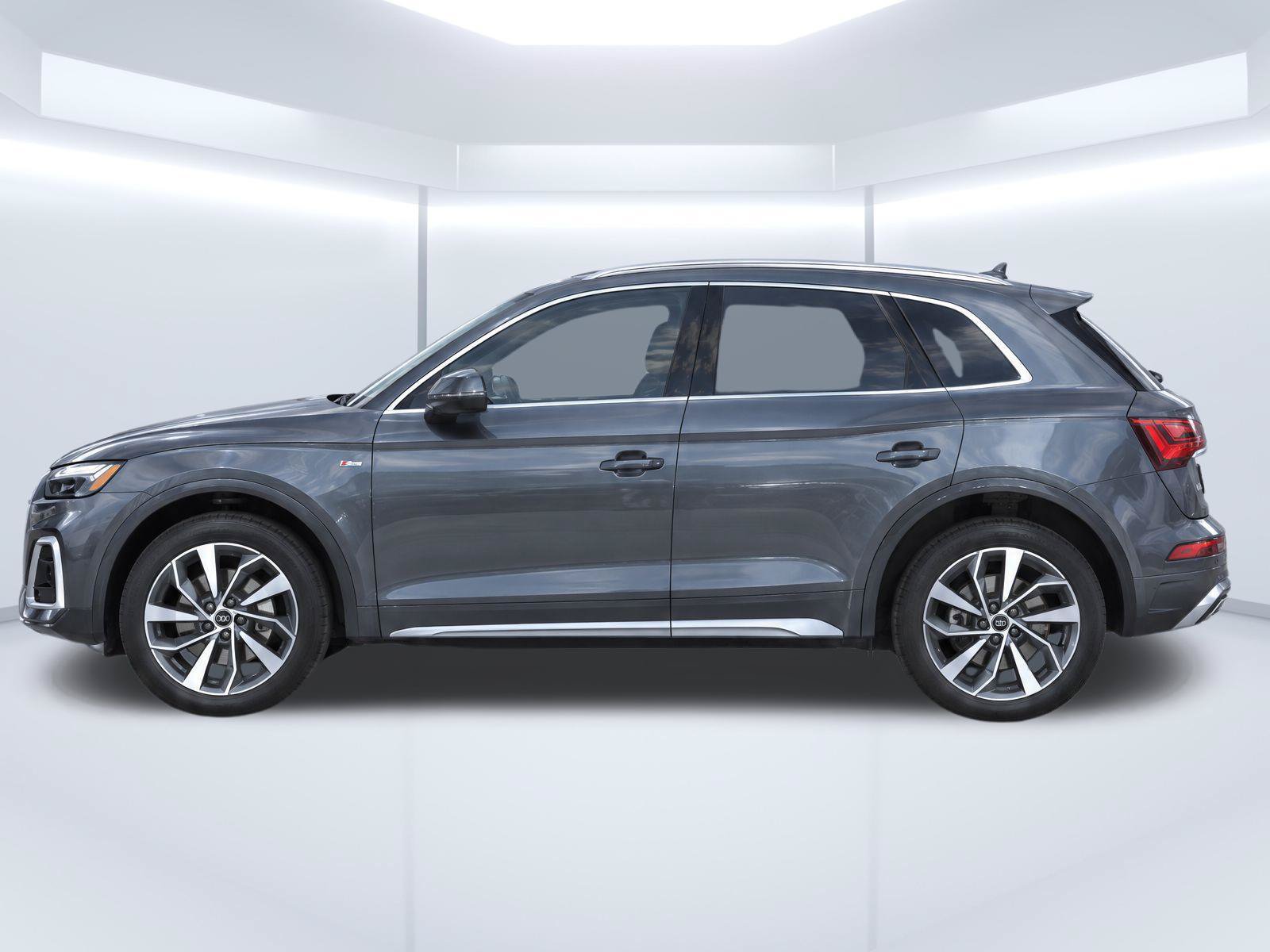 Used 2023 Audi Q5 2.0T Premium Plus w/ Premium Plus Package AWD/4WD image 6