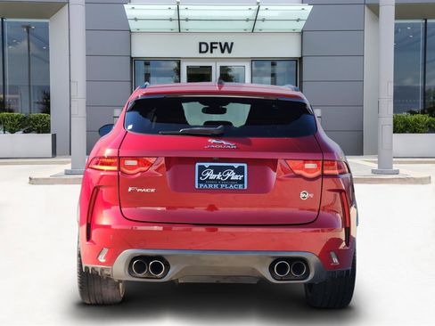 Used 2020 Jaguar F-PACE SVR image 6
