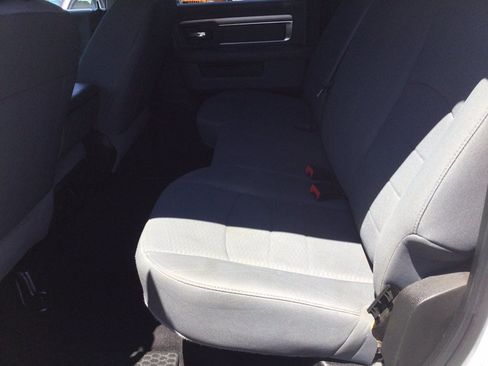 Used 2019 RAM 1500 Classic SLT AWD/4WD image 21