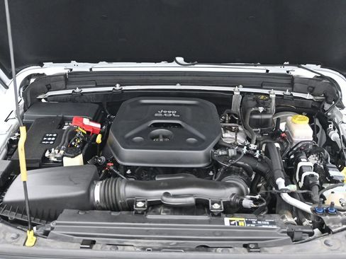 Used 2020 Jeep Wrangler Unlimited Sport image 11