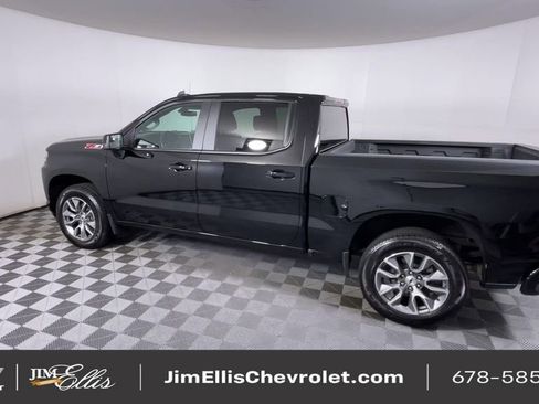 Certified 2021 Chevrolet Silverado 1500 RST w/ LPO, Blackout Package image 7