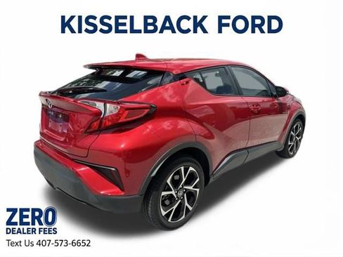 Used 2020 Toyota C-HR XLE FWD image 4