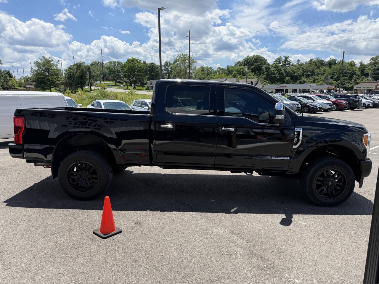 Used 2019 Ford F250 Platinum w/ Platinum Ultimate Package AWD/4WD image 6