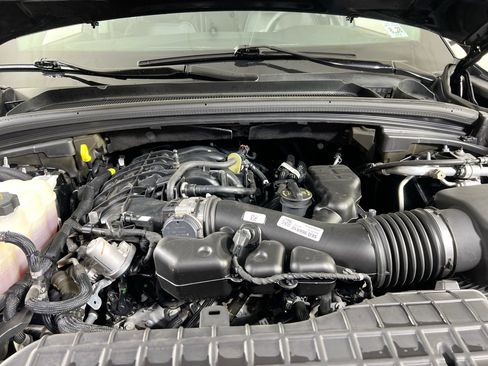 Used 2023 Jeep Grand Cherokee Limited AWD/4WD image 29