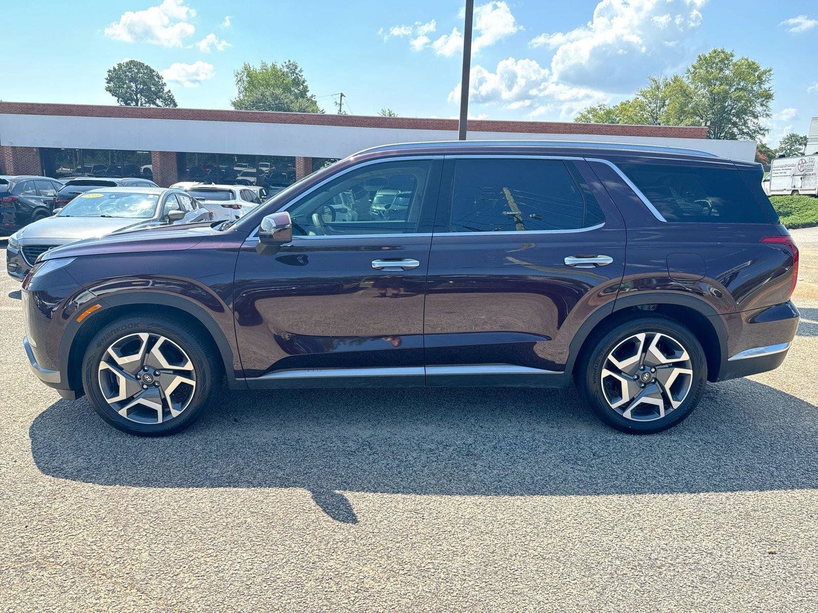 Used 2024 Hyundai Palisade Limited FWD image 21