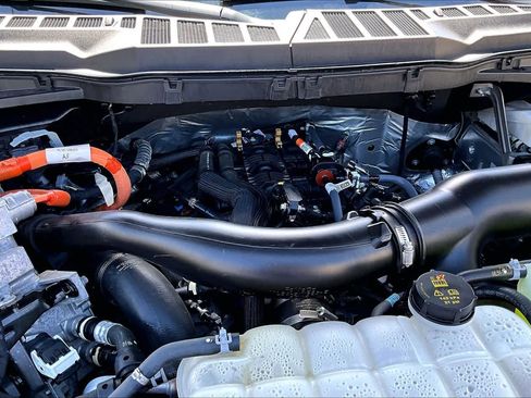 Certified 2024 Ford F150 XLT w/ Equipment Group 302A MID AWD/4WD image 33