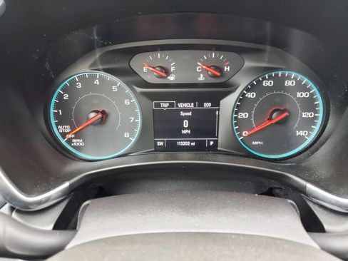Used 2018 Chevrolet Equinox LT FWD image 22