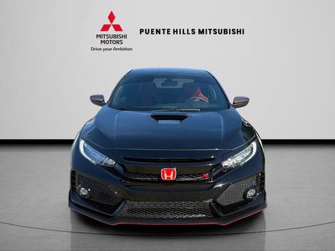 Used 2019 Honda Civic Type R image 2