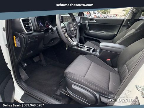 Used 2022 Kia Sportage LX FWD image 11