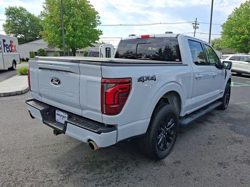 Used 2025 Ford F150 Lariat w/ Equipment Group 501A Mid AWD/4WD image 5